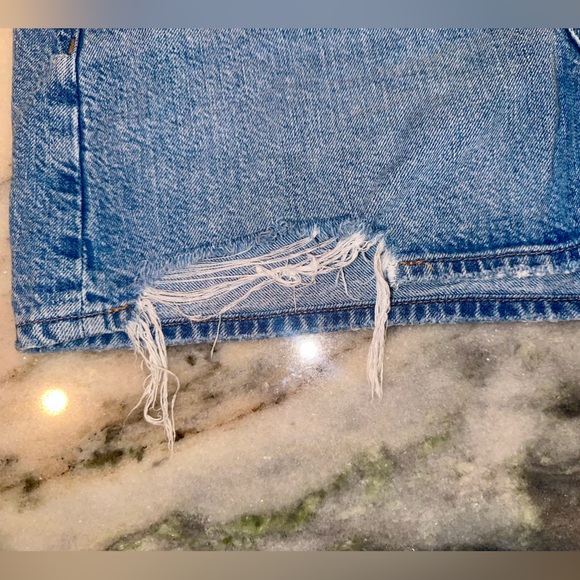 🔹American Eagle Women’s Denim Shorts - Picture 2 of 6